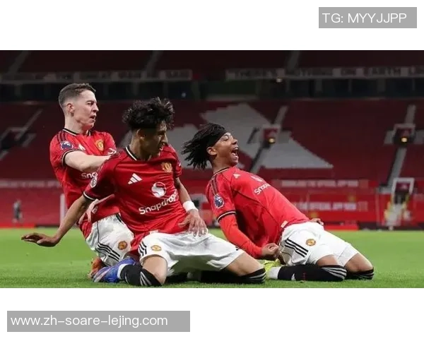 曼晚:JJ-加布里埃尔参与曼联一线队练习,最早下一年1月首秀